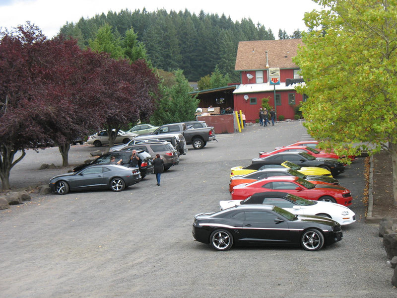 Illustration for article titled Columbia River Camaro Club - Fall Colors Run 2015
